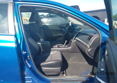 2017 Toyota Camry Se z USA, uszkodzony, nr VIN 4T1BF1FK1HU703175